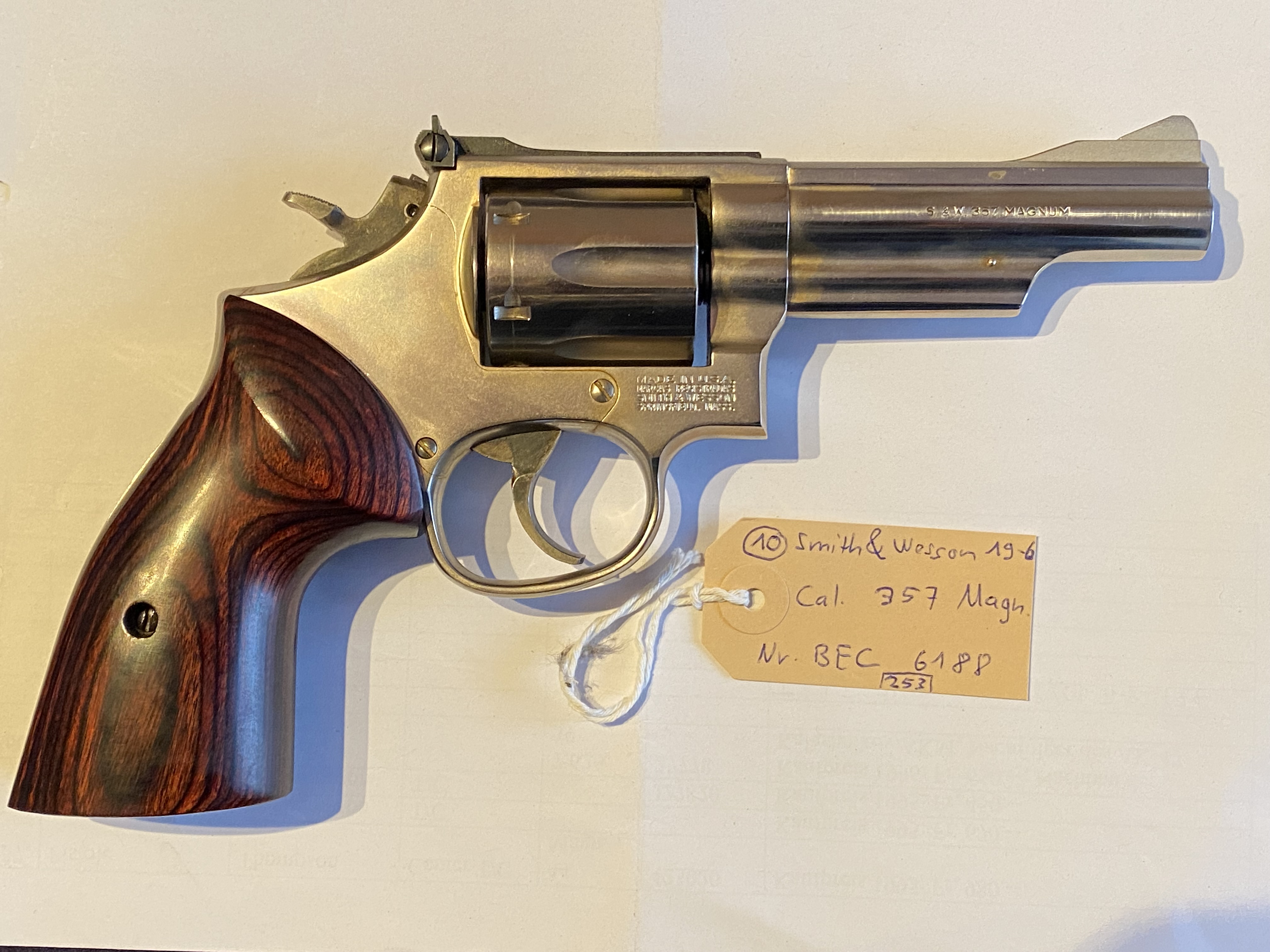 Smith & Wesson 19-6 Caliber .357 Mag — Bild 2